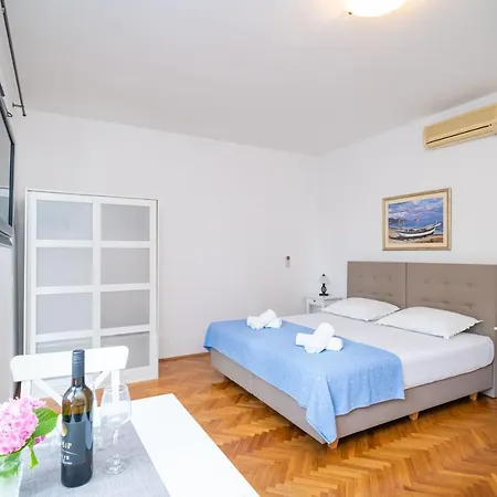 Apartment Ivka *